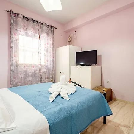 Panorama Seaview Retreat With Balcony شقة