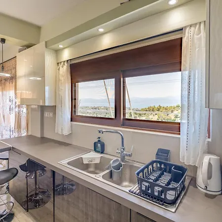 Panorama Seaview Retreat With Balcony شقة