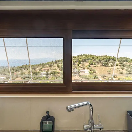 公寓 Seaview Retreat With Balcony & Style