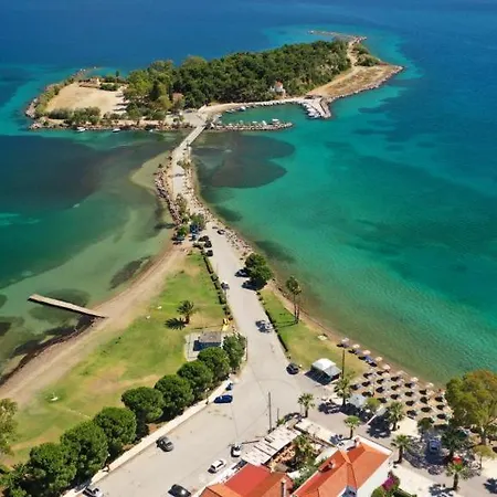 Panorama Seaview Retreat With Balcony Apartment *
