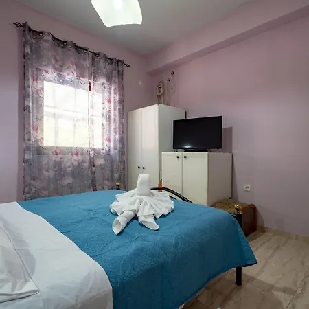 Panorama Seaview Retreat With Balcony *